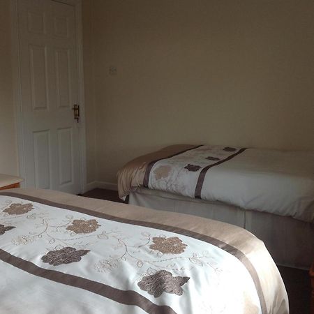 Hawthorn View Bed And Breakfast Thurles Habitación foto